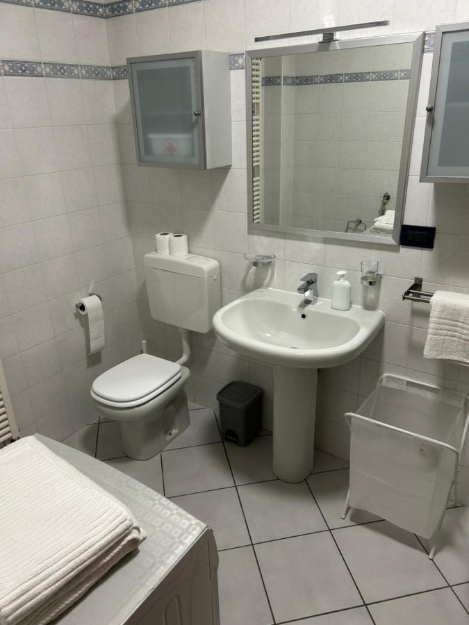 Bologna - The Suite Apartment Bagian luar foto